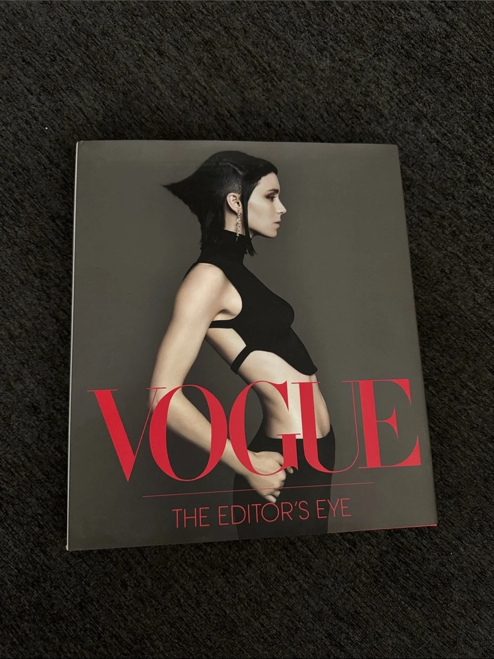 Vogue The Editor's Eye Coffee Table Book -VERY HEAVY